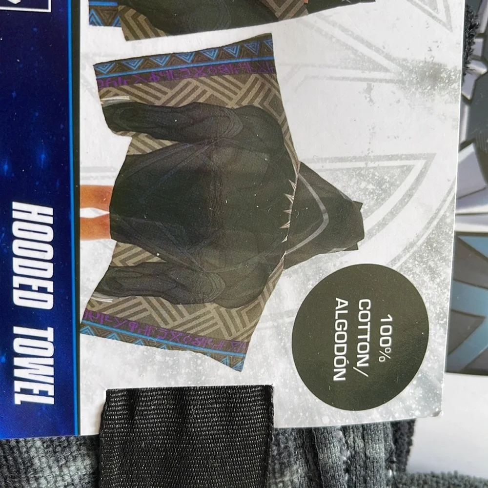 Marvel Avengers Black Panther kids hooded towel NWT